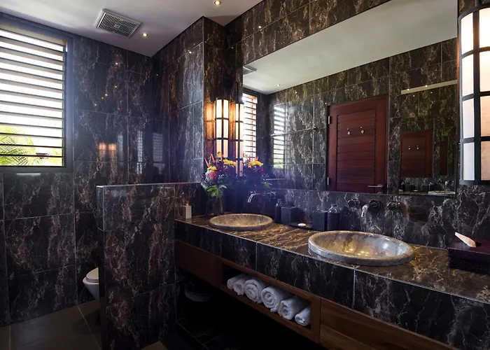 Tangram, 6 Bedrooms Private In *