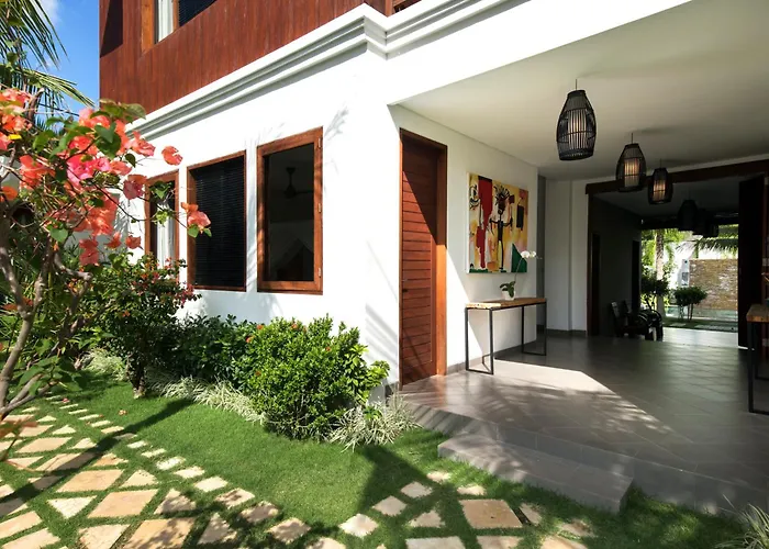 Tangram, 6 Bedrooms Private In *