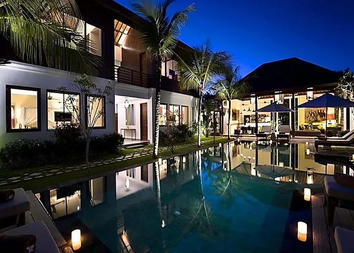 Tangram, 6 Bedrooms Private In スミニャック
