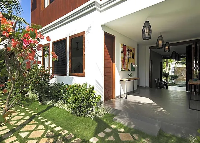 Tangram, 6 Bedrooms Private In