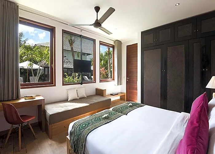 Tangram, 6 Bedrooms Private In *